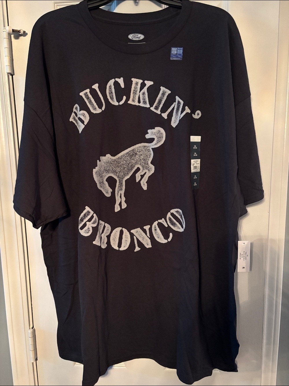 Ford Buckin’ Bronco Black Tee NWT